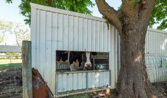 4910 Balls Ferry Rd, Anderson, CA 96007