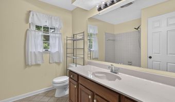 19368 Triple Crown Dr, Abingdon, VA 24211