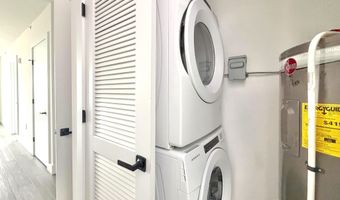 425 AVENUE C 504, Bayonne, NJ 07002