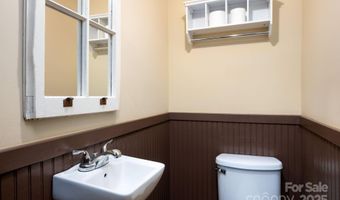 11 Cullowhee St, Asheville, NC 28801