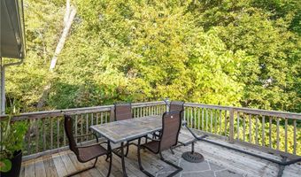 25 Manville Hill Rd, Cumberland, RI 02864