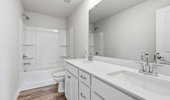 390 Old Geyser Rd, Boiling Springs, SC 29316