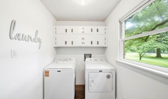 2400 Anchor Way, Anchorage, KY 40223
