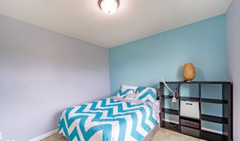 5825 Somerset Blvd E, Bargersville, IN 46106