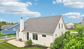 40418 N South Newport Dr, Antioch, IL 60002