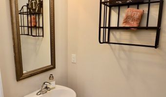 54 Edinburgh Castle Ln, Camden, SC 29020