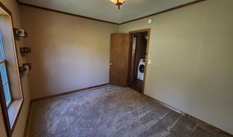 16090 Farm Road 2130, Aurora, MO 65605