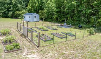 7045 Finch Rd, Bailey, NC 27807