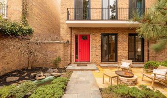 3541 ORDWAY St NW, Washington, DC 20016