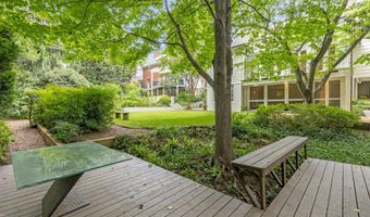 4320 LORCOM Ln, Arlington, VA 22207