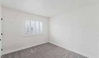 5812 Ventana Dr, Las Vegas, NV 89130