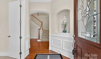 6615 Springs Mill Rd, Charlotte, NC 28277