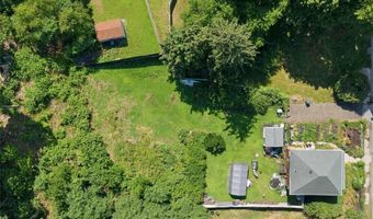 91 Roger Williams Ave, East Providence, RI 02916