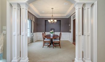 430 W Homestead Dr, Aurora, OH 44202