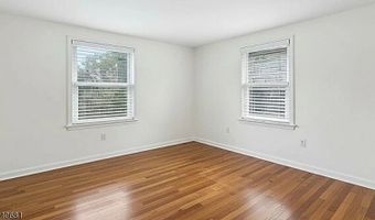 26 Harrison St B, Andover, NJ 07801