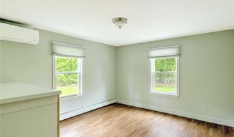 278 Sowams Rd, Barrington, RI 02806