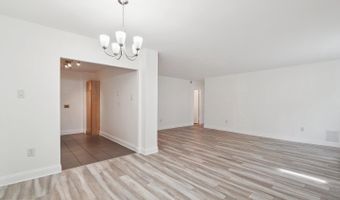 2059 HUNTINGTON Ave 111, Alexandria, VA 22303