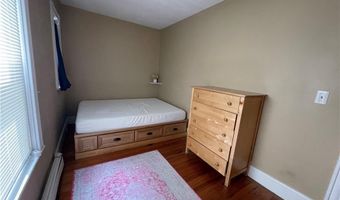 46 William St 2, Newport, RI 02840