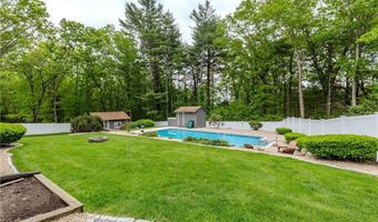 3 Blue Spruce Dr, Coventry, RI 02816