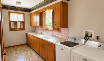 820 S 1st St, Albion, NE 68620