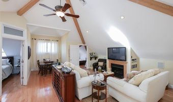 2070 W Riverside Dr, Atlantic City, NJ 08401