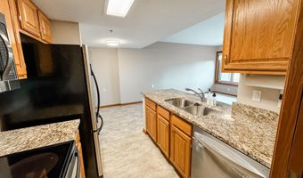 2200 Hamilton Dr 703, Ames, IA 50014