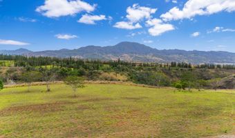 64-486 Kamehameha Hwy 34F, Haleiwa, HI 96712