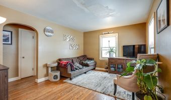 1042 Hartshorn St, Alliance, OH 44601
