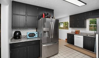 662 Highway 18 W, Barnesville, GA 30204
