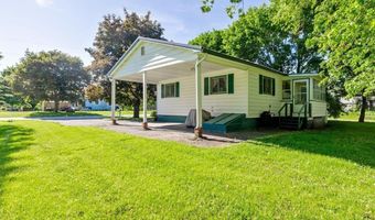 270 Winters Ln, Alburgh, VT 05440