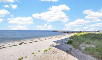 401 Bay Shore Dr 17B, Barnegat, NJ 08005