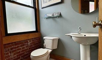 2030 S 18th St, Airville, PA 15203