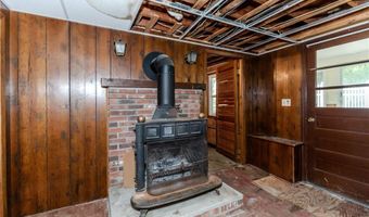 80 Westwood Rd, North Smithfield, RI 02896
