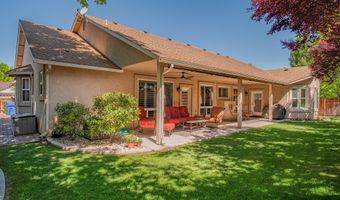 1379 Macenna Ln, Gardnerville, NV 89410