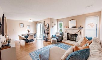 1429 Tahoe Valley Ct, Ballwin, MO 63021