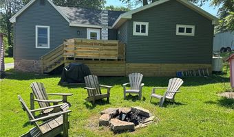 35 Bolton Ave, Alexandria Bay, NY 13607
