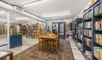 98 Elm St 2, Cheshire, CT 06410