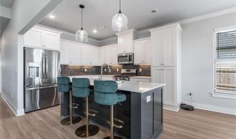 931 Moosehead St, Bentonville, AR 72713