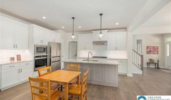 4087 Daubert Dr, Allentown, PA 18104