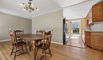 13 Pigeon Hill Cv, Hopkinton, RI 02808