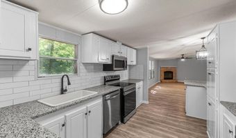 2174 Twin Lake Rd, Benton, LA 71006
