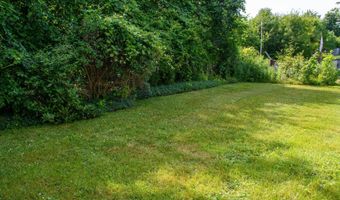 17 Winter Ct, Brattleboro, VT 05301