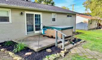 301 E. Pine St, Albion, IL 62806