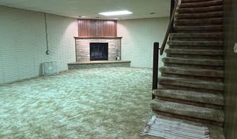509 N 12th St, Albia, IA 52531
