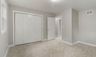 26660 W SYCAMORE Rd, Antioch, IL 60002