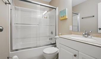 2320 Rice Ridge Ln NE, North Liberty, IA 52317