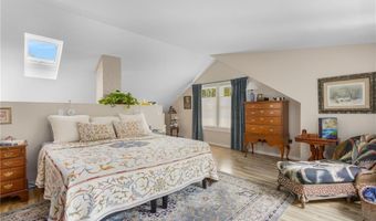 141 Coggeshall Ave, Newport, RI 02840