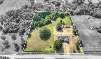 21059 Lawrence 2072, Ash Grove, MO 65604