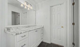 1025 Fairwood Ct NW, Acworth, GA 30101