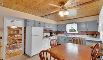 3238 Ridgewood Rd, Allenwood, NJ 08720